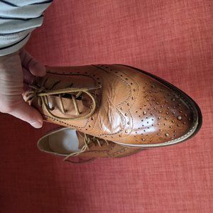 U-Lite brown leather lace-up shoes, size 7